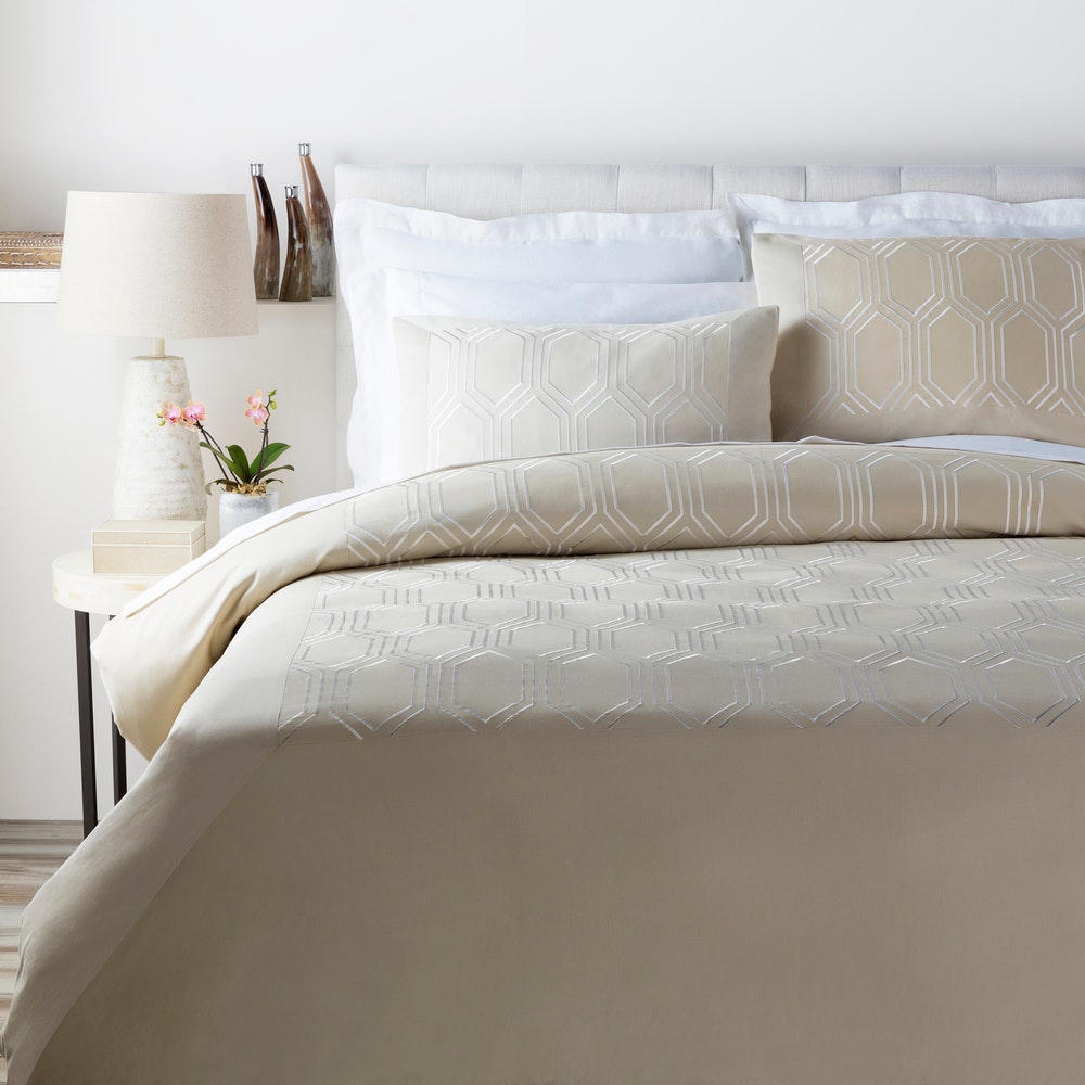 Surya Empire King/California King Duvet EMR3002-K