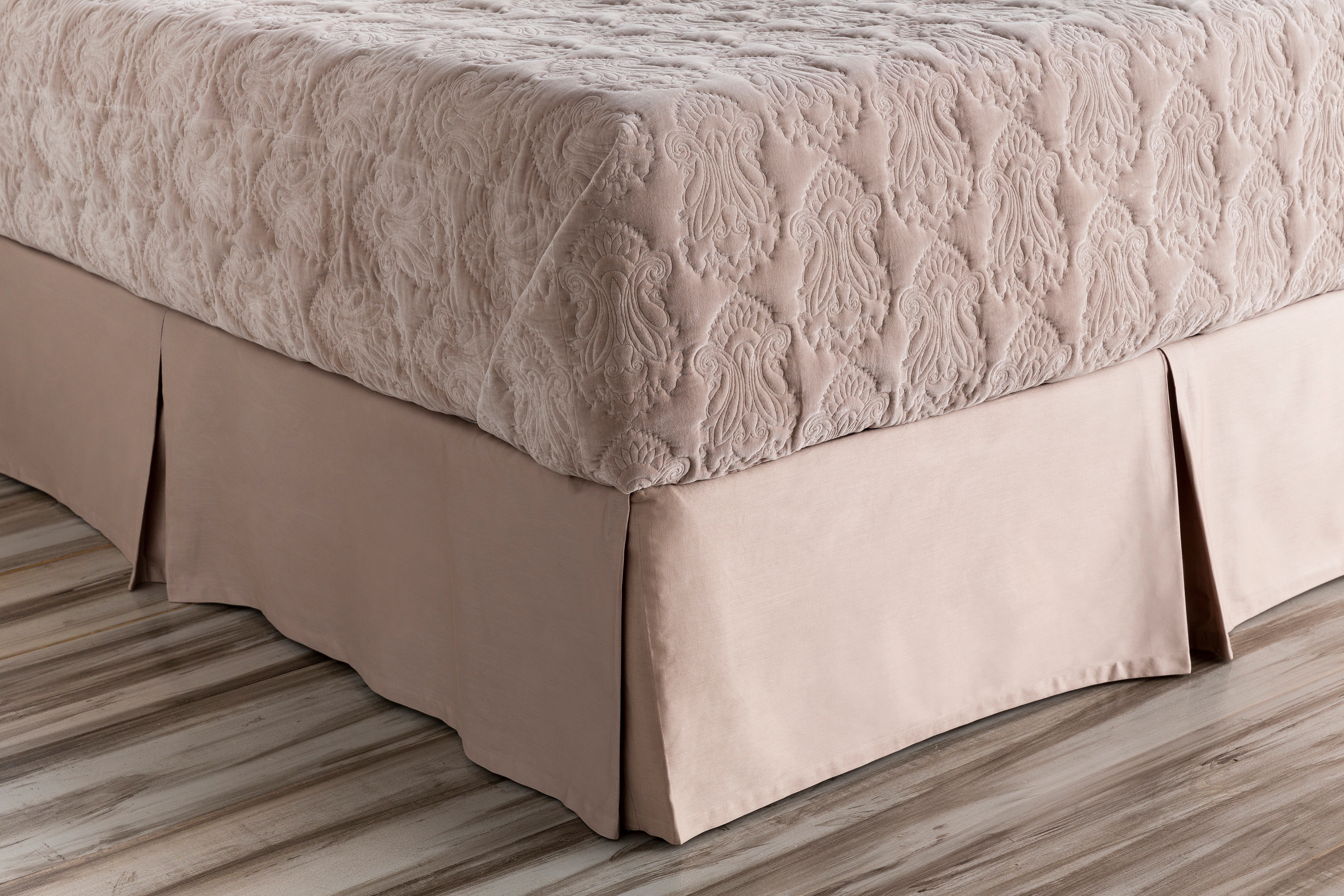 Surya Griffin Queen Bed Skirt GRF1002-QSKT