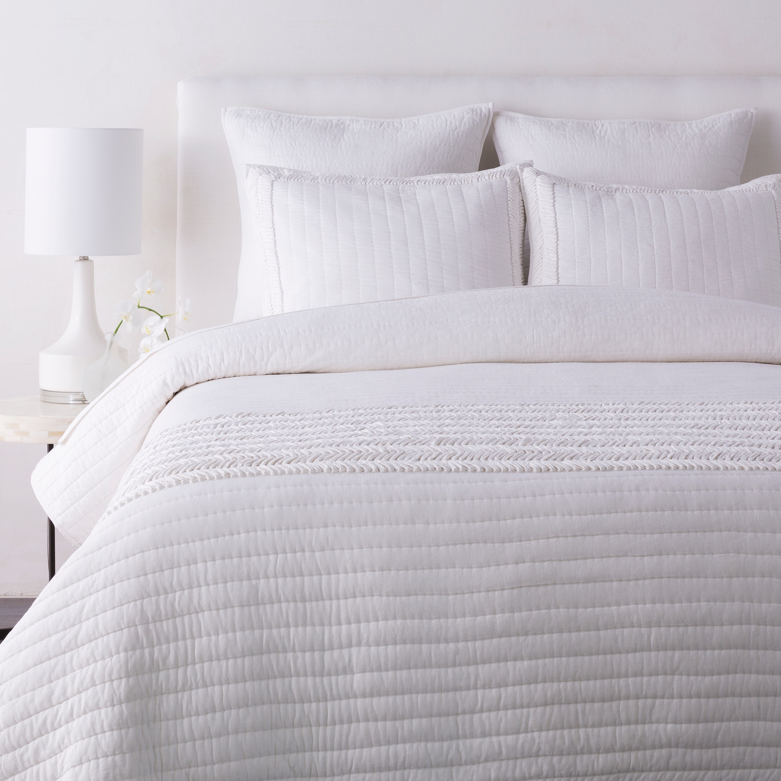 Surya Lindon Full/Queen Quilt LDN6001-FQ