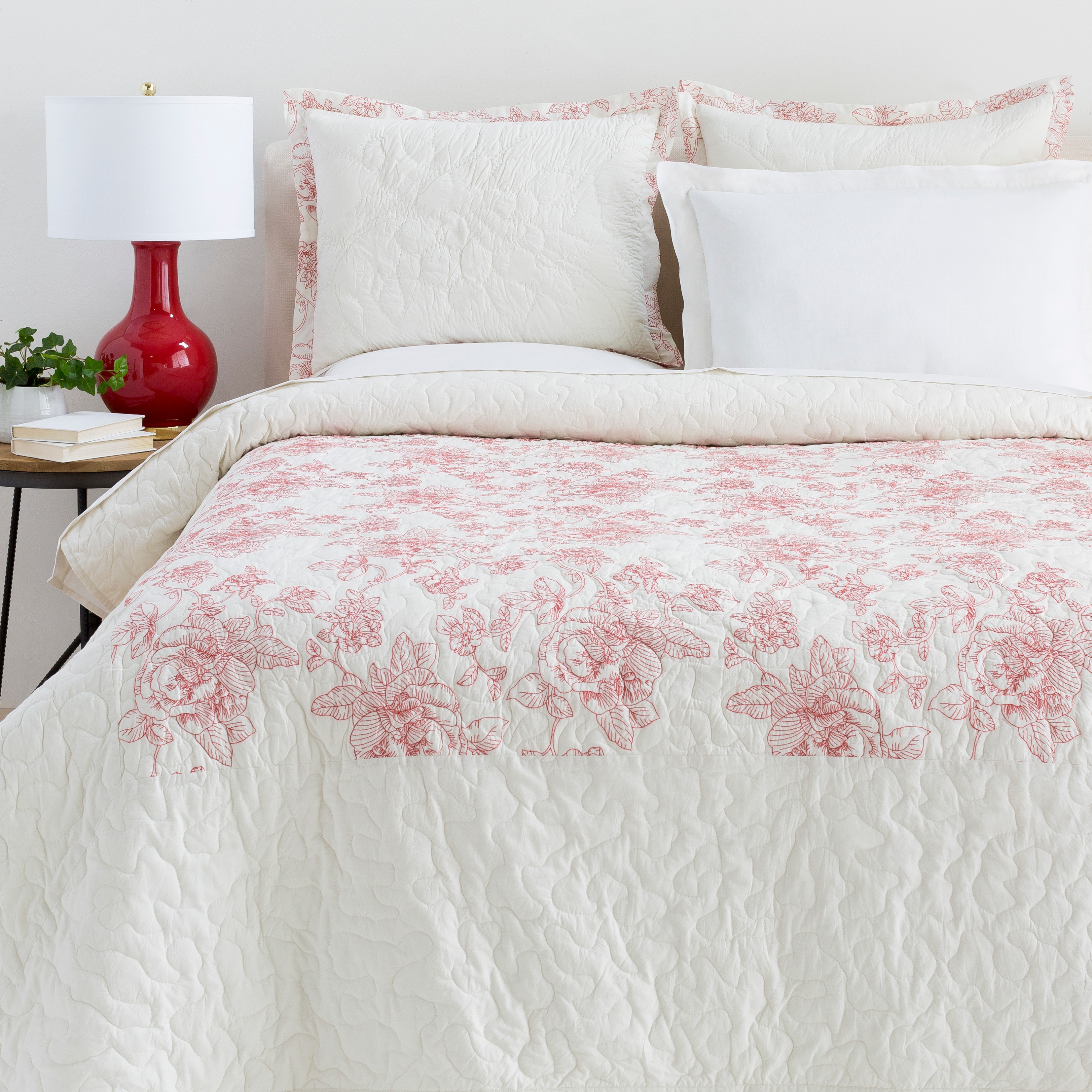 Surya Primrose Full/Queen Quilt PSE2002-FQ