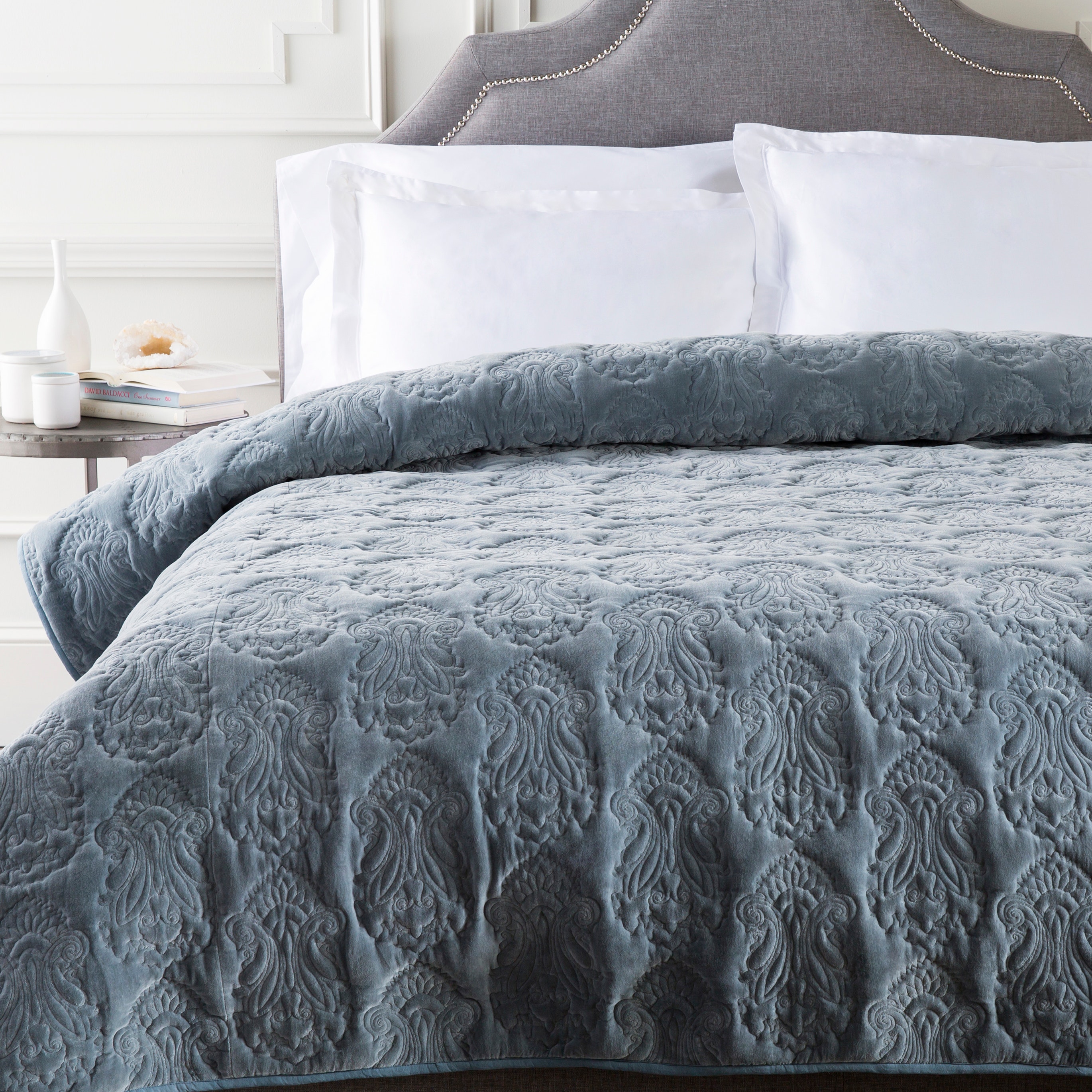 Surya Vienna Full/Queen Quilt VIE2000-FQ