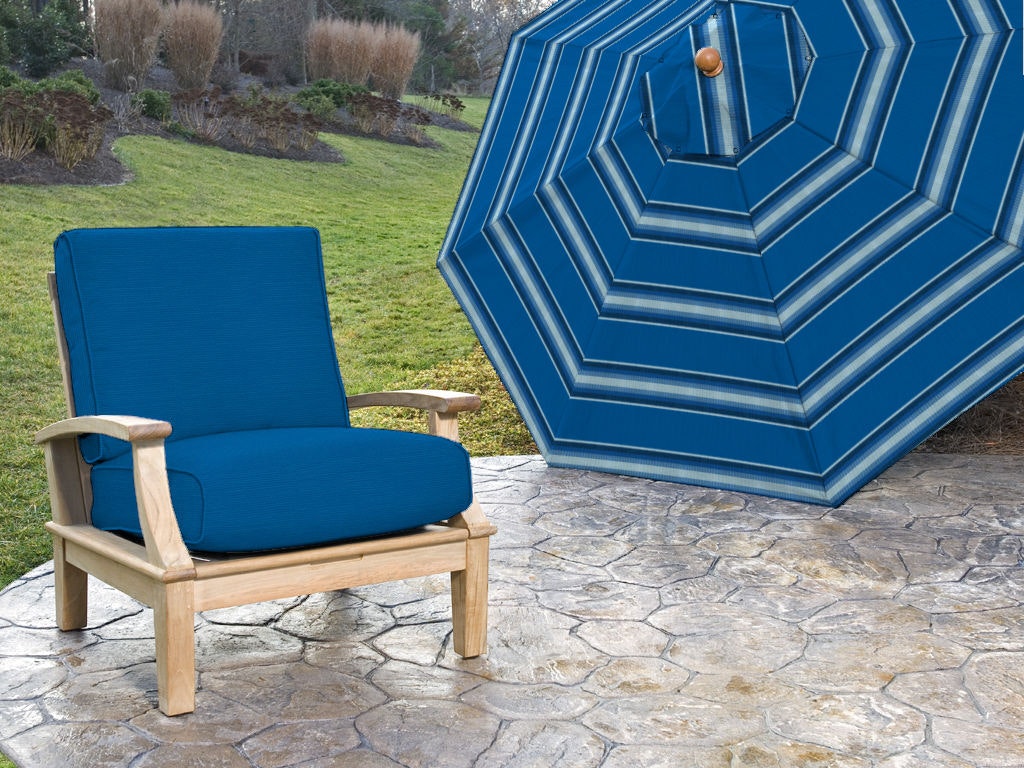 MicroD Chair and Umbrella Patio Set UMBRELLA-CHAIR