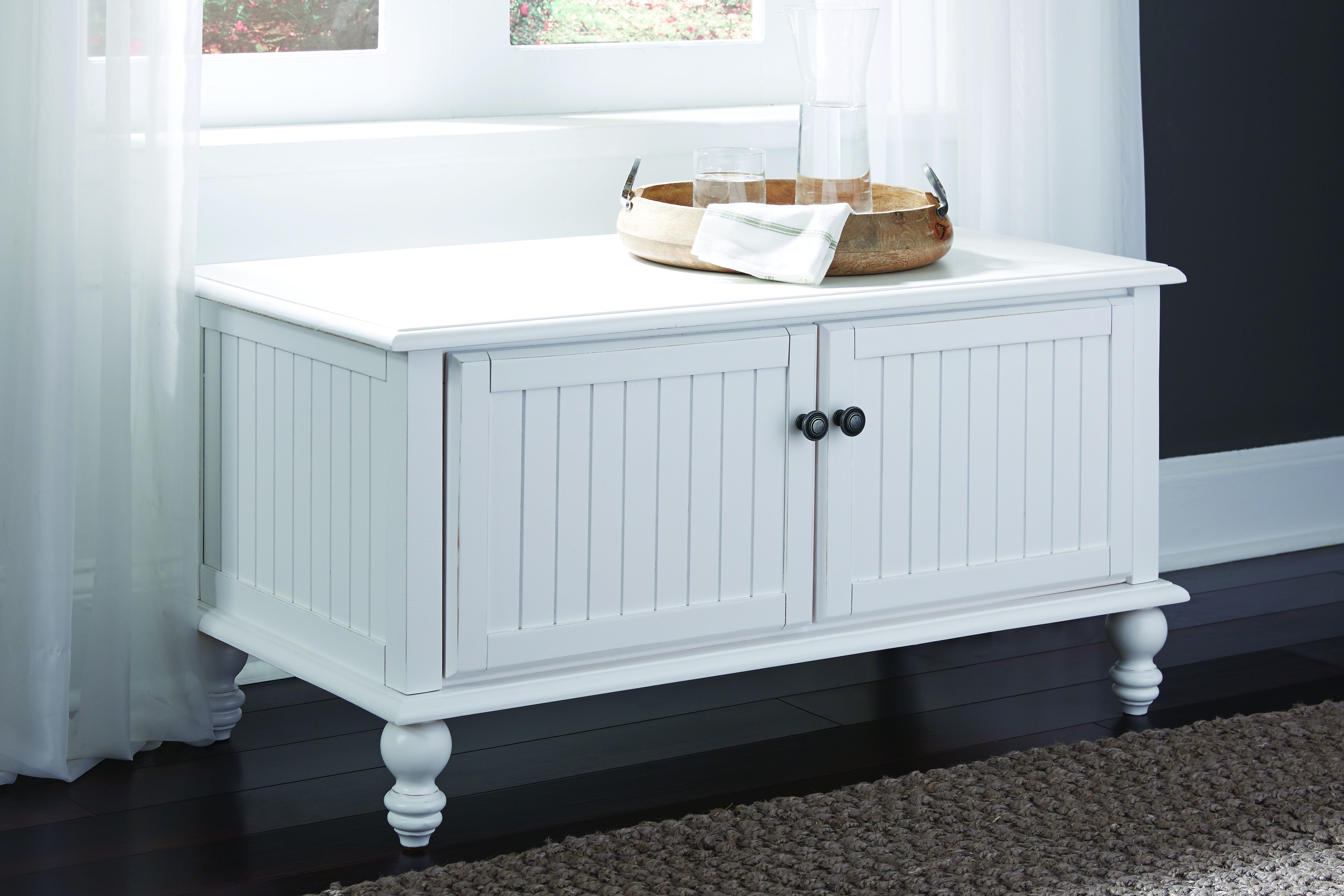 John Thomas Blanket Chest in Beach White BD07-201B