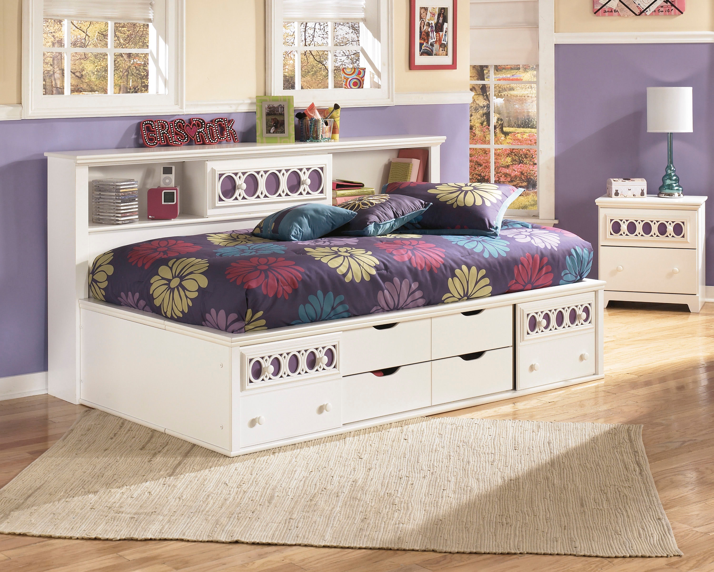 MicroD Twin/Full Storage Footboard B131-51