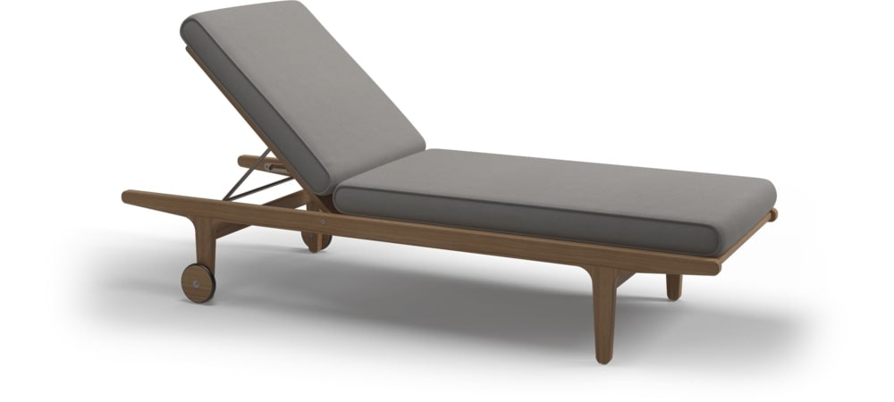 Gloster Bay Lounger - Teak 100446
