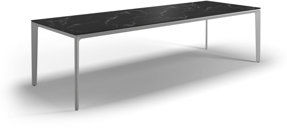 Gloster Carver Dining Table- Nero/Meteor 100702