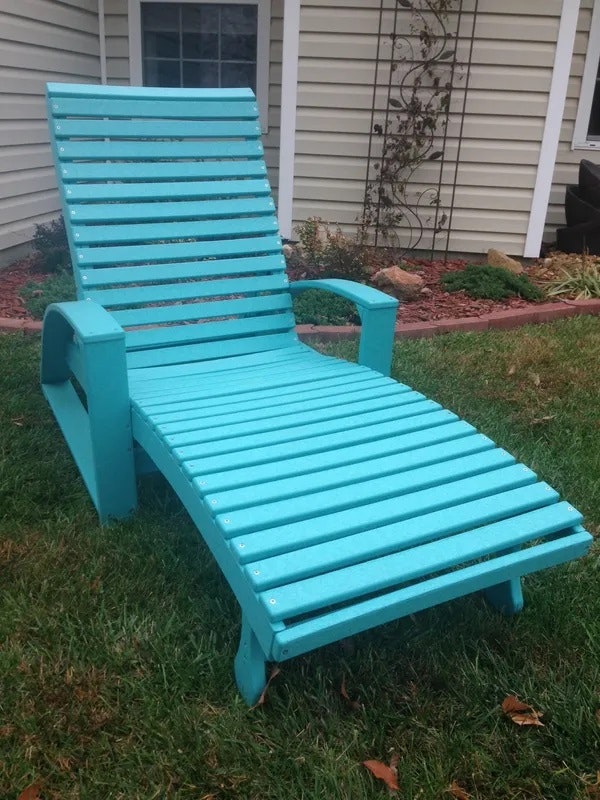 Green Country Decor Poly Chaise Lounge Chaise Lounge Chair