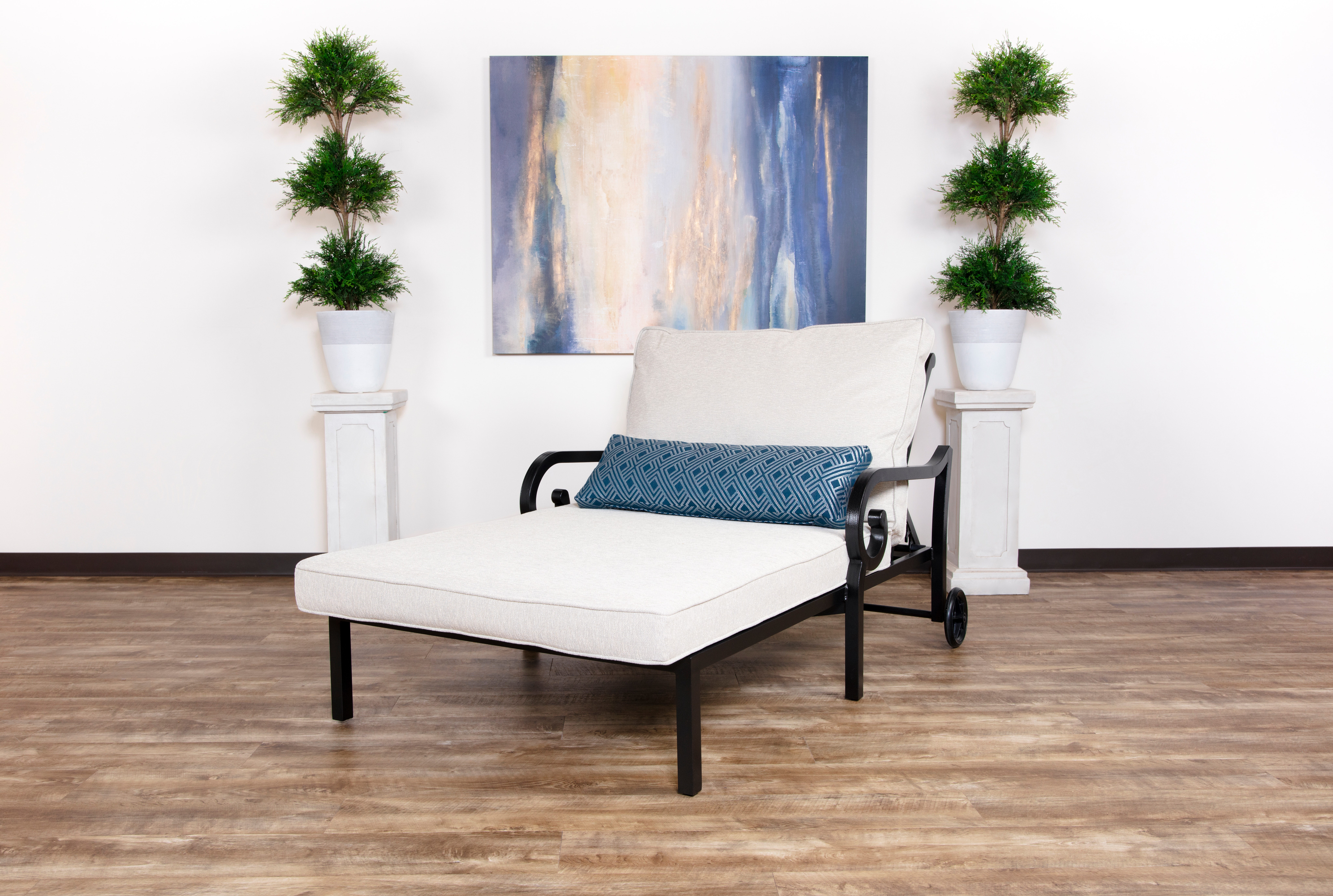 Estate Cushion Aluminum Cuddle Chaise with Wheels