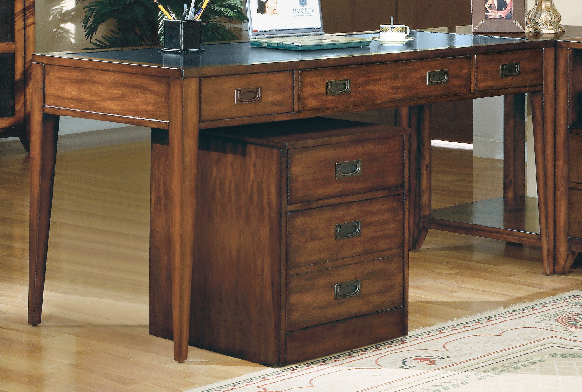 fghjfgjh Danforth Executive Leg Desk 388-10-458