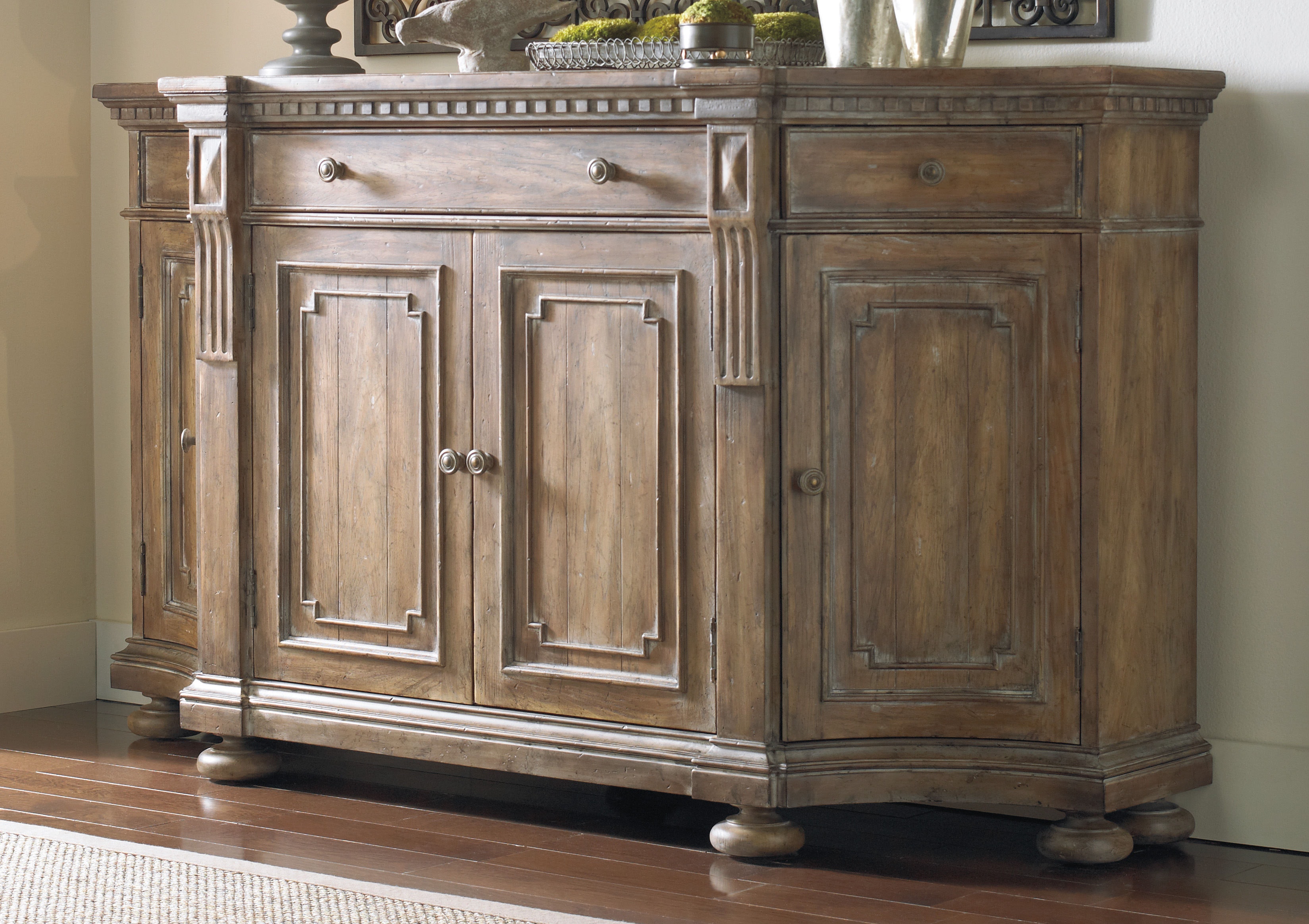 fghjfgjh Sorella Shaped Credenza 5107-85001