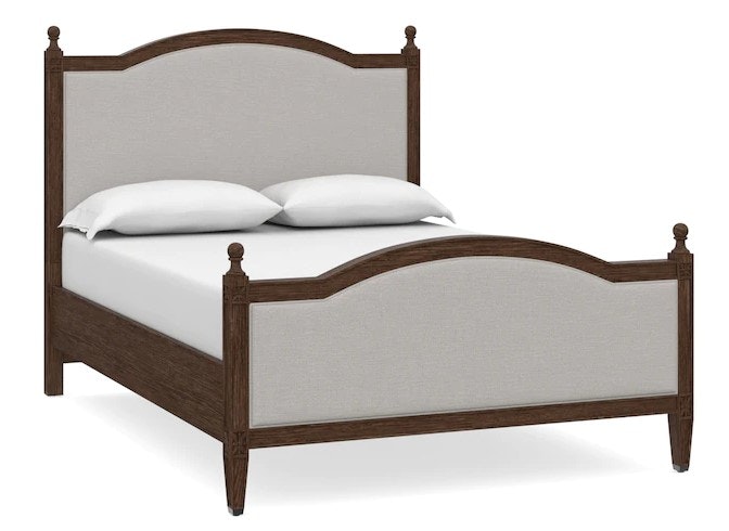Bassett Queen Upholstered Bed 2611-K153