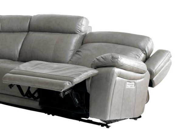 Bassett Motion RAF Chair w/Power 3706-P21P