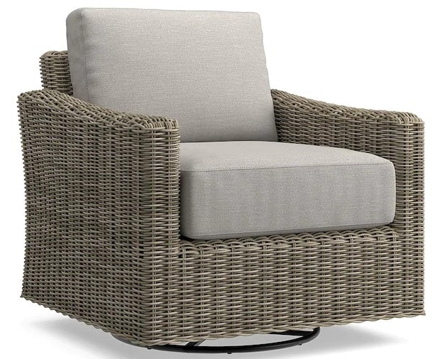 Bassett Swivel Lounge Chair W003-K05-R