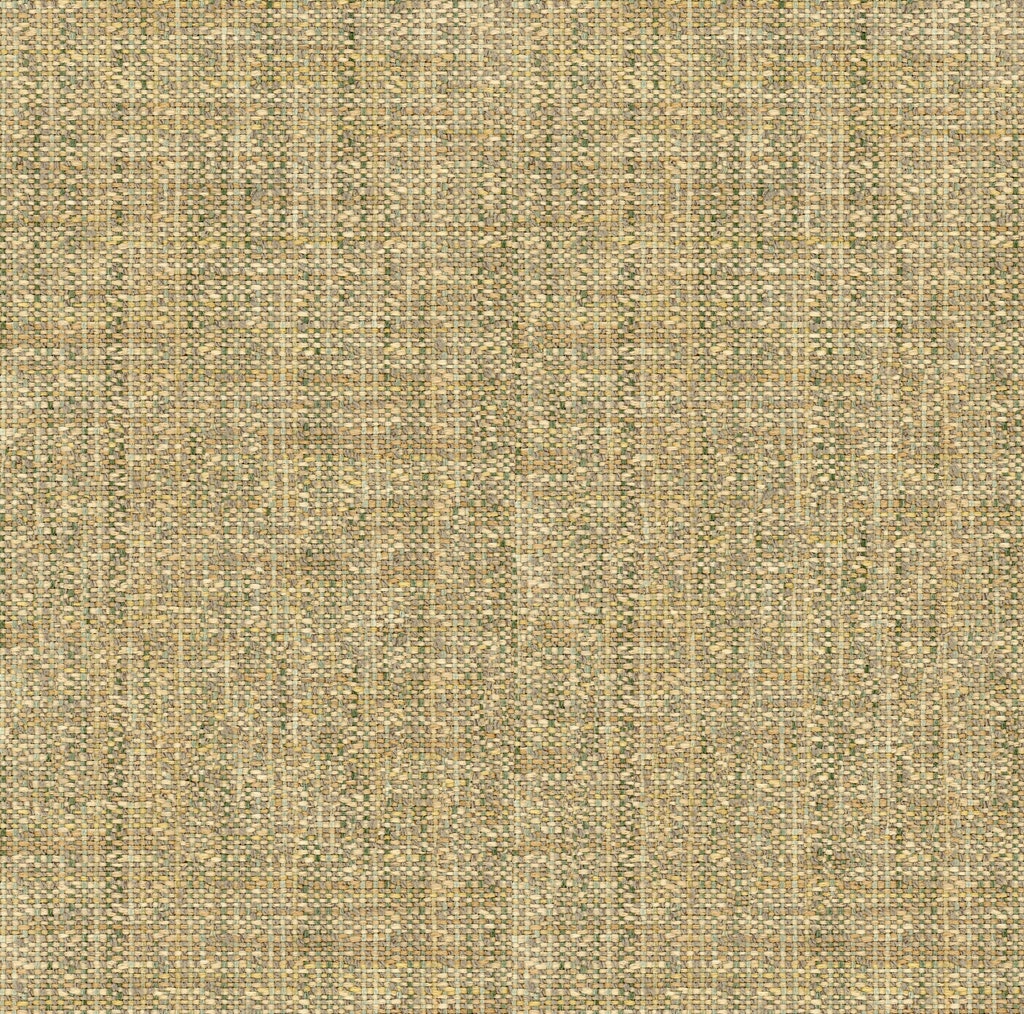 10821