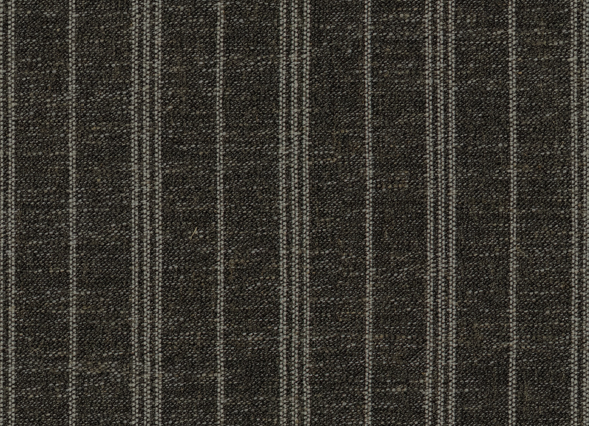 LOCKHART EBONY
