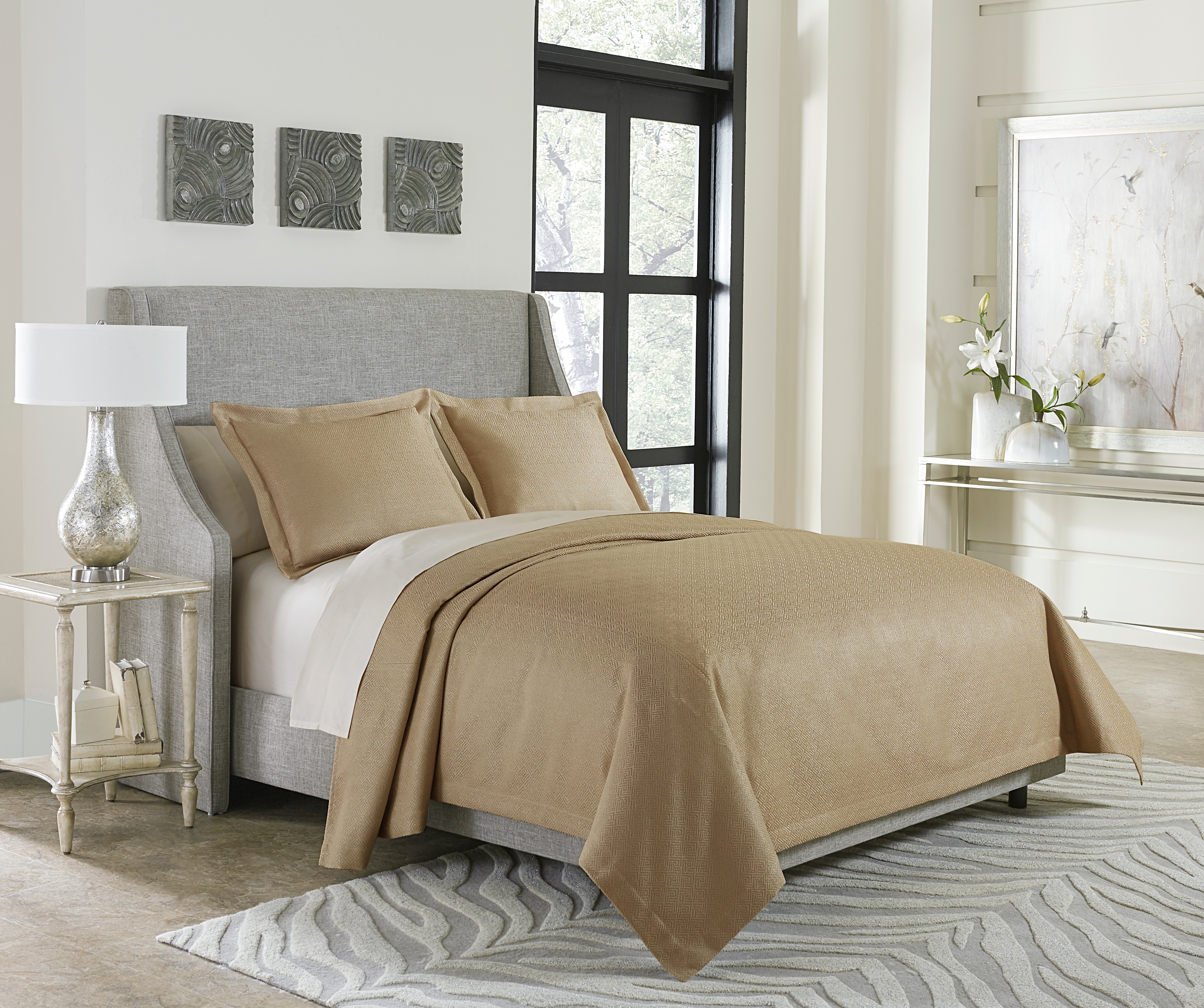Michael Amini Bed Throw Set - 3-Piece Queen - Gold BCS-QBT3-ALTON-GLD