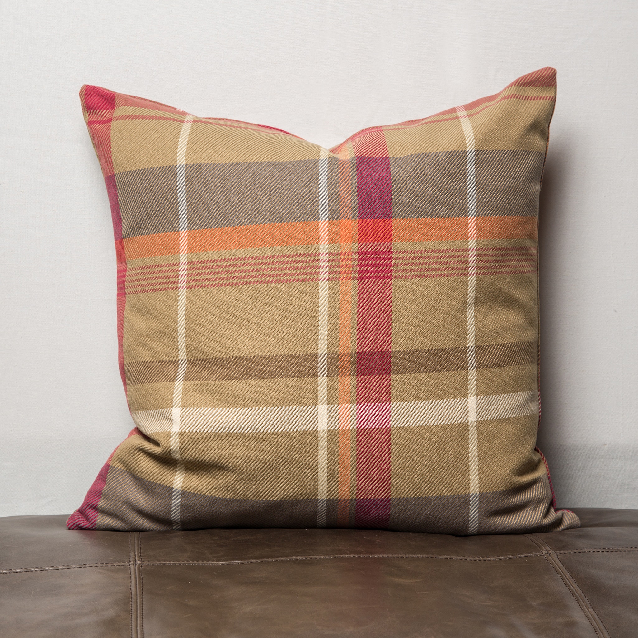 Michael Amini 22 in Square Pillow - Harvest BCS-DP22-MCKNZ-HVT