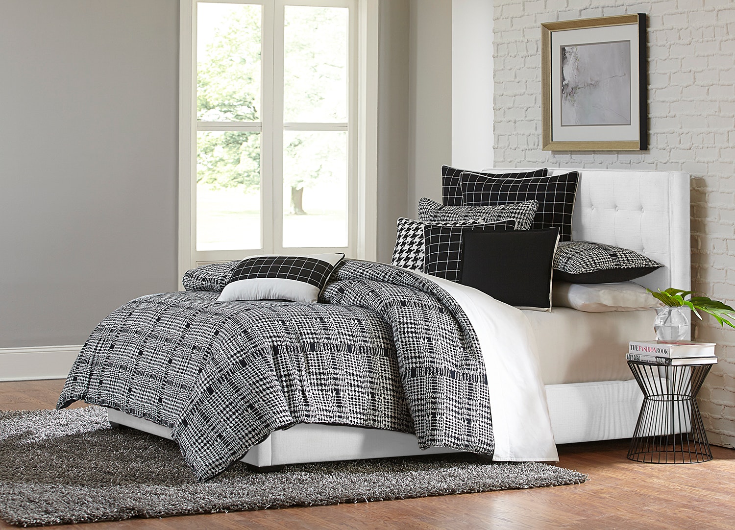 Michael Amini Comforter Set - 9-Piece Queen - Noir BCS-QS09-LUCIAN-NOI
