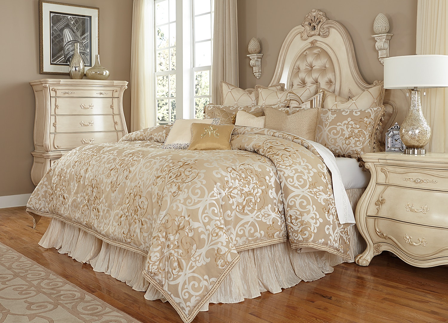 Michael Amini Comforter Set - 13-Piece King - Creme BCS-KS13-LUXEMB-CRM