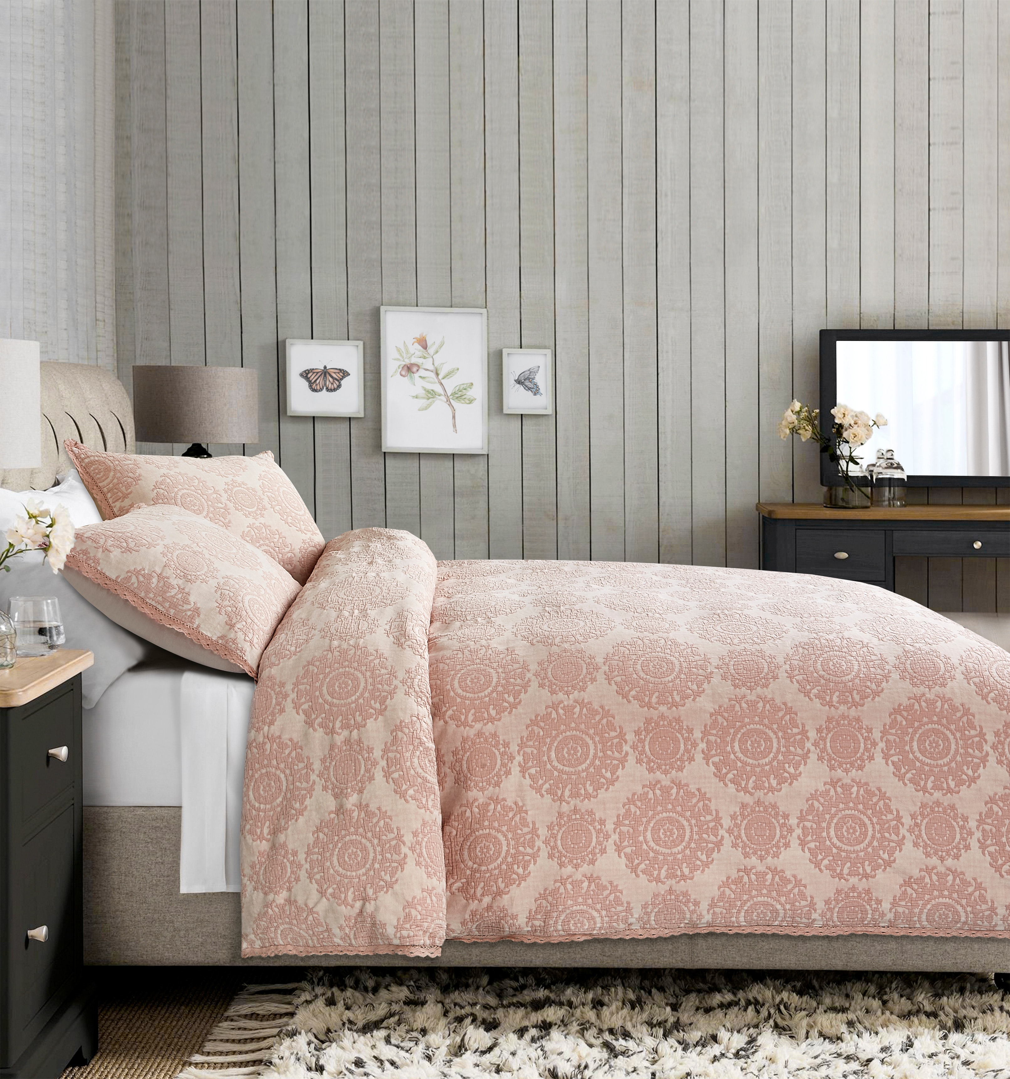 Michael Amini Duvet Set - 3 Piece Queen Set - Quartz BCS-QD03-MCKNLY-QTZ