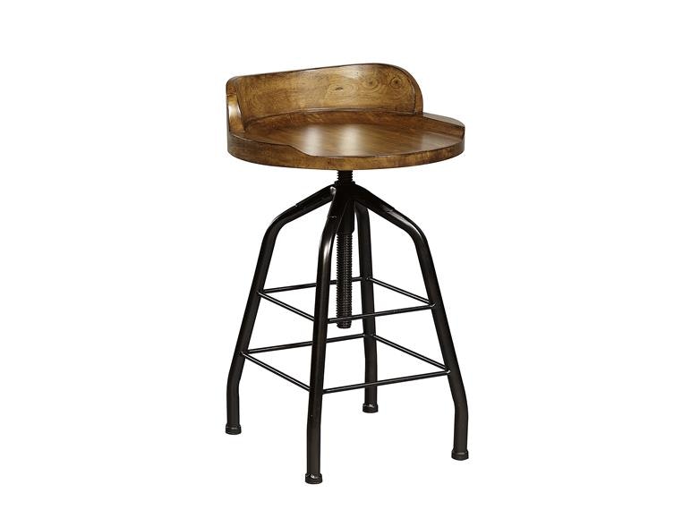 Universal Furniture Potter