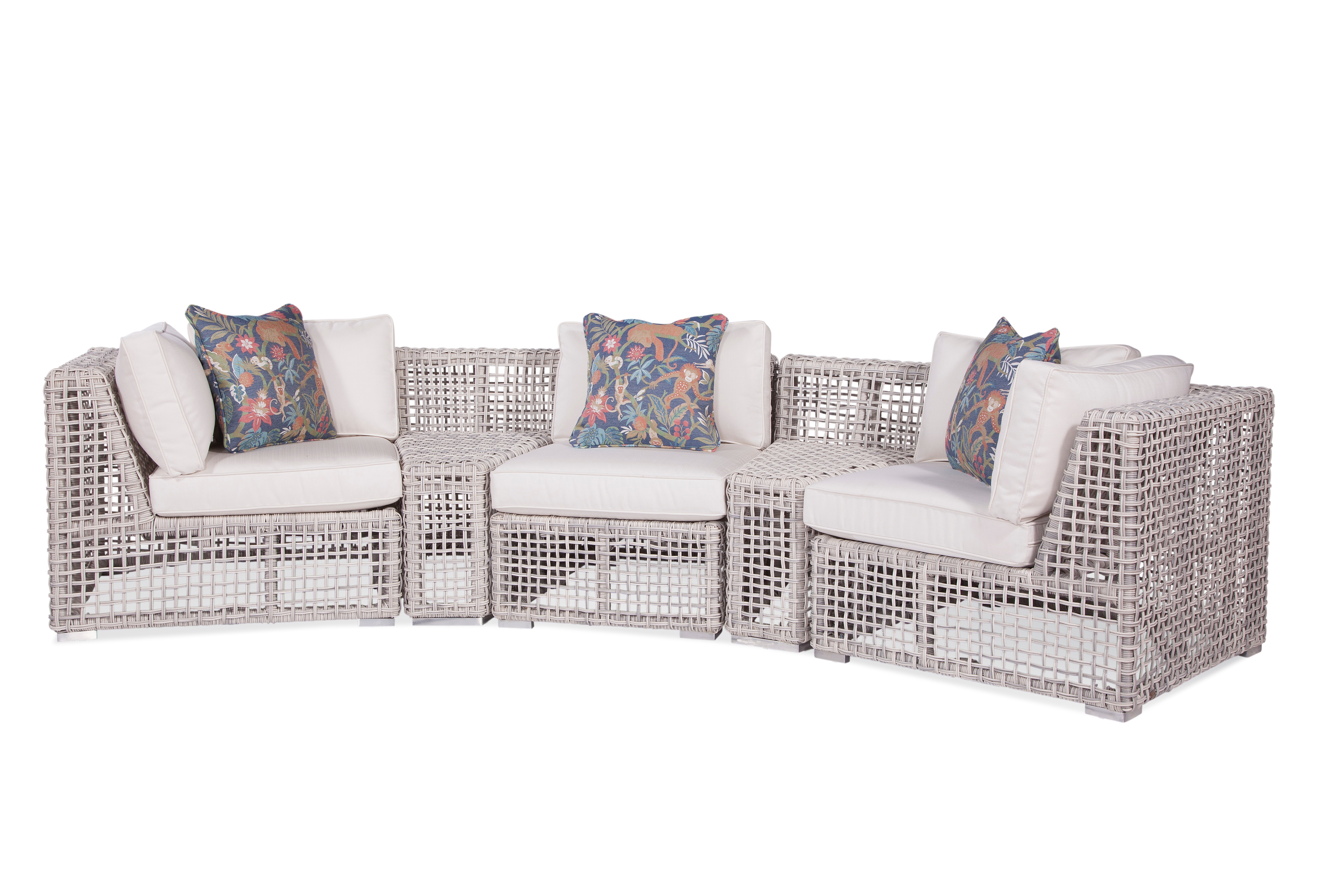 Braxton Culler Central Park Curved Outdoor Sectional 472-5PC-SEC